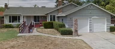 Main picture of 3021 Hampshire Dr