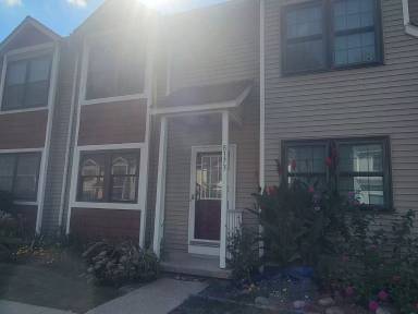 Main picture of 8173 Newark Ave