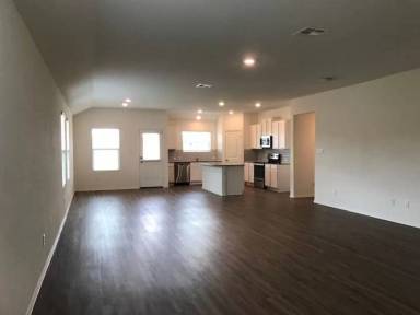 Main picture of 107 Ozark Dr