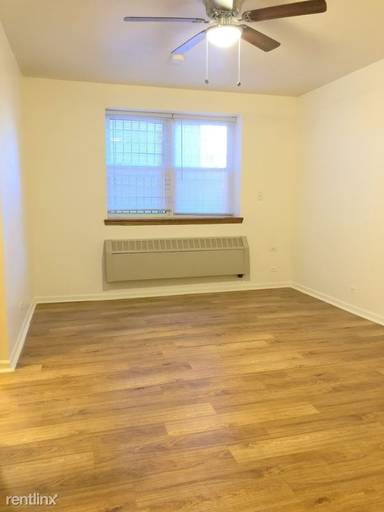 Main picture of 4031 N Kenmore Ave