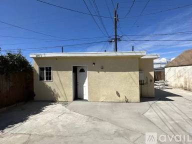 Main picture of 1843 W 71st St