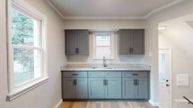Main picture of 5204 E 114th St