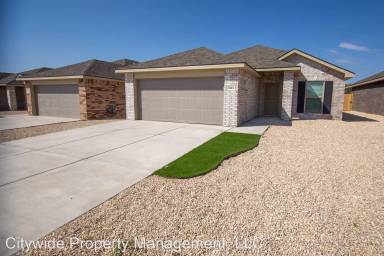 Main picture of 2113 N Avenue L