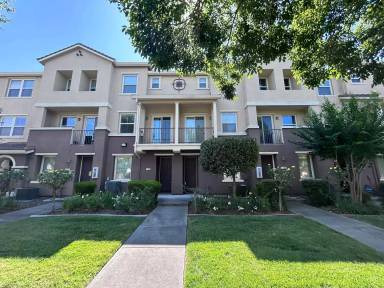 Main picture of 50 Regency Park Cir Apartments