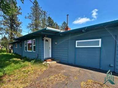 Main picture of 4535 SE 3rd St