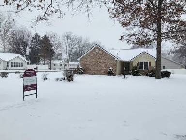 Main picture of 645 S 32nd St