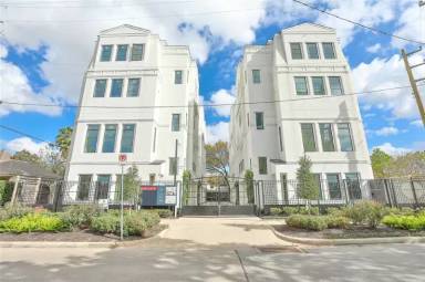 Main picture of 4527 Graustark St