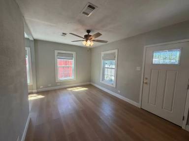 Main picture of 1630 San Angelo