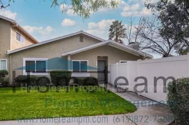 Main picture of 13613 Comuna Dr