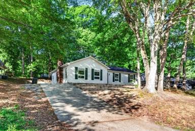 Main picture of 1112 Eagle Rd