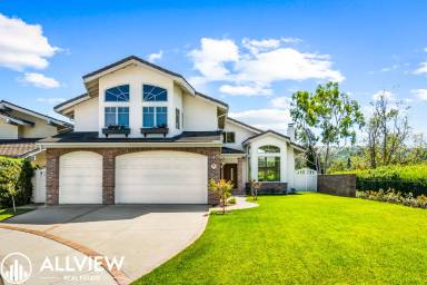 Main picture of 2 Cedar Rdg