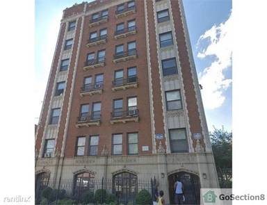 Main picture of 7048-50 S Merrill Ave