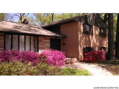 Main picture of 9132 Bridgewater St