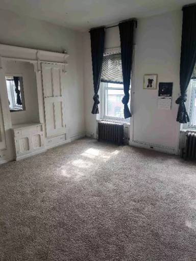 Main picture of 1815 S Broad St