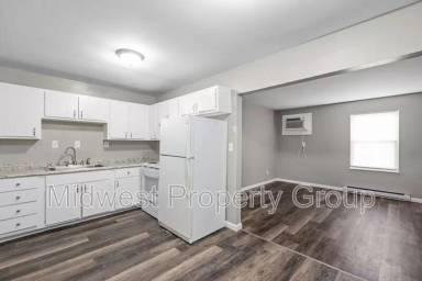 Main picture of 560 E Cherry St