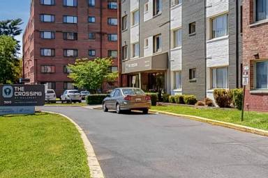 Main picture of The Crossing at Hillcrest