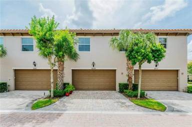Main picture of 2979 St John Dr
