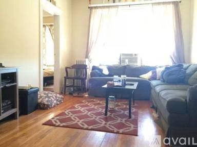 Main picture of 1713 Commonwealth Ave