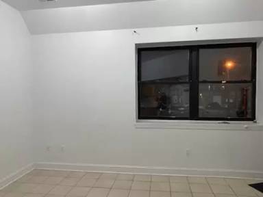 Main picture of 355 Bloomfield Ave