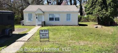 Main picture of 438 Cedar Dr