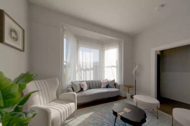 Main picture of 364 Valley St