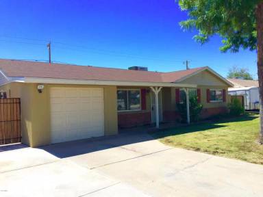 Main picture of 2507 W Freeway Ln