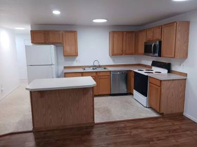 Main picture of 2571 NW Cedar Ave