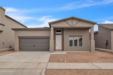 Main picture of 15136 Ambition Ave