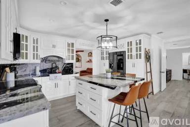 Main picture of 6300 Flagler St