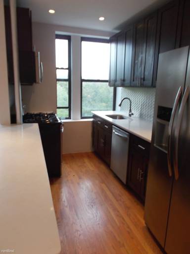 Main picture of 286 Eastern Pkwy