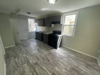 Main picture of 52 Welland Ave