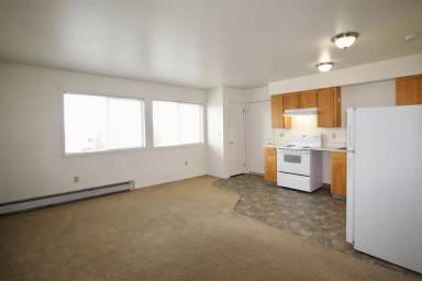Main picture of 1606 S 19th Ave