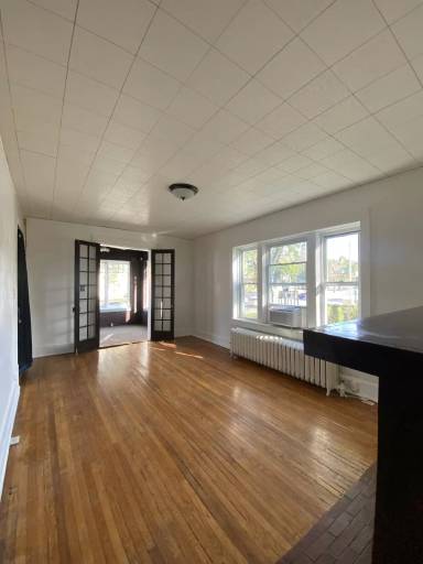 Main picture of 619 S 5th St