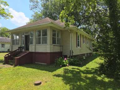 Main picture of 311 N Blanche St
