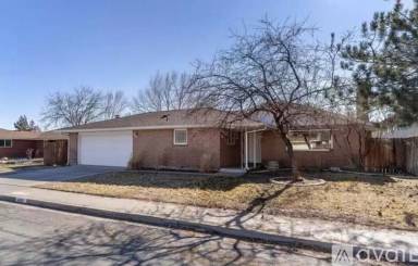 Main picture of 1809 Camille Dr