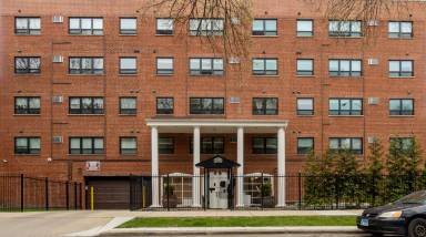 Main picture of 1111 W Hollywood Ave Apartments