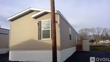 Main picture of 2501 Lowry Ave NE