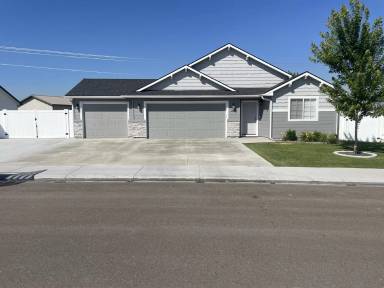 Main picture of 248 Stagecoach Ave