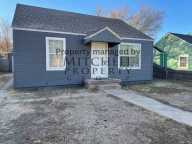 Main picture of 1209 SW 20th Ave