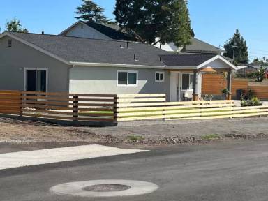 Main picture of 150 W Dana St