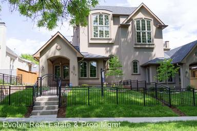 Main picture of 526 Fillmore St