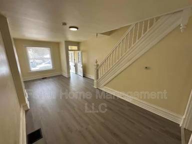 Main picture of 739 Lincoln St