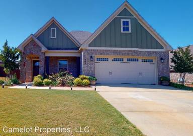 Main picture of 907 Delaney Dr