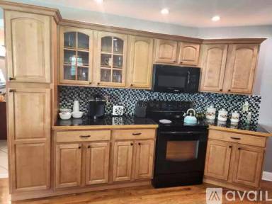 Main picture of 313 Montauk Ave