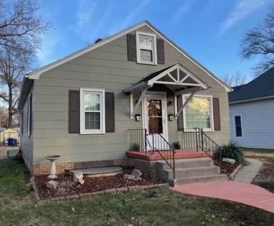 Main picture of 620 Linden Ave