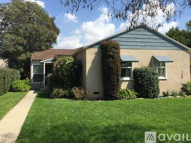 Main picture of 1300 N Kenwood St