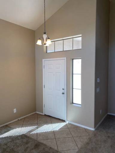 Main picture of 2541 W Canyon Way