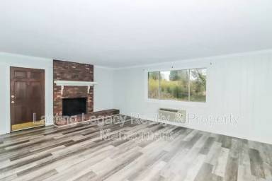 Main picture of 2327 15th St NE