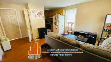 Main picture of 71-73 S Main St