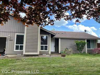 Main picture of 1201 SE 147th Ave